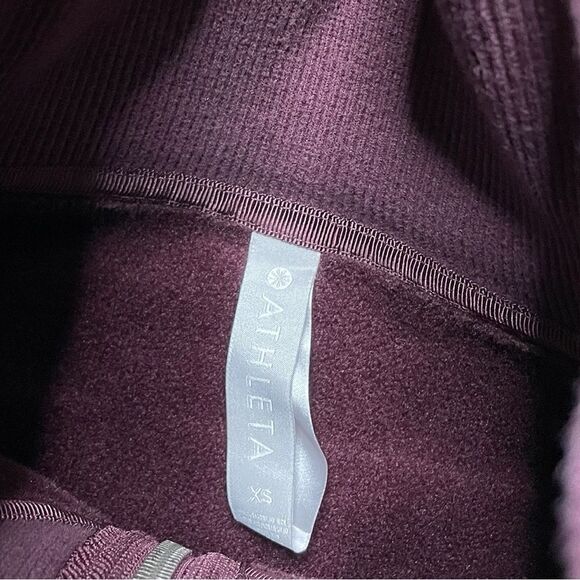 ATHLETA Cozy Karma 1/4 Zip Sweatshirt Burgundy Size XS - Picture 6 of 6